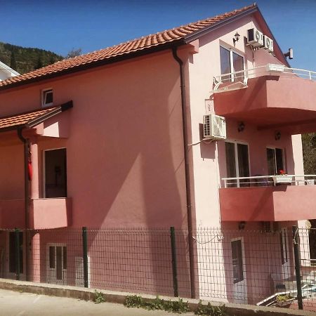 Apartments Kuc Tivat Ngoại thất bức ảnh