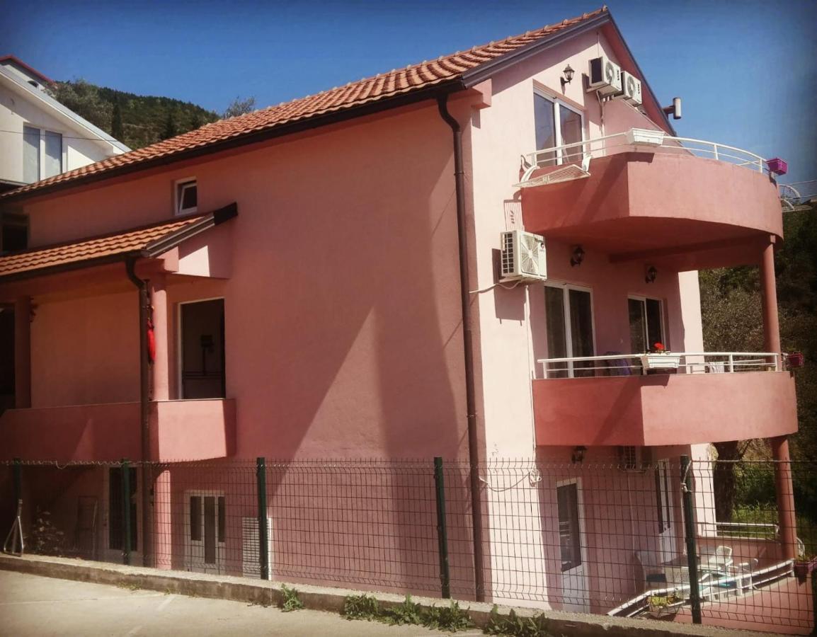 Apartments Kuc Tivat Ngoại thất bức ảnh