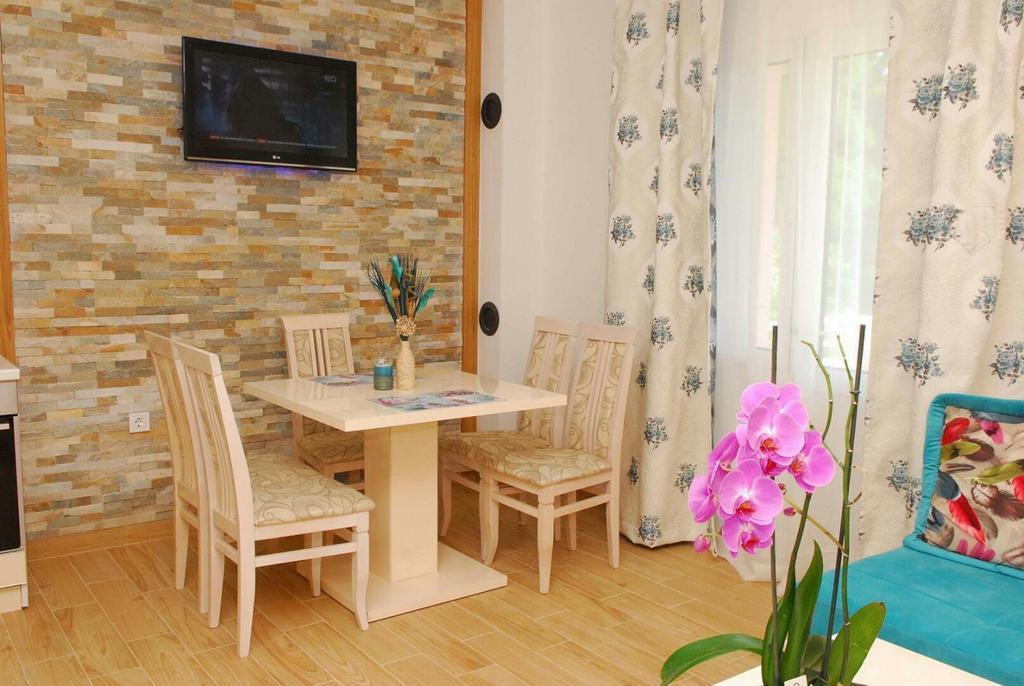 Apartments Kuc Tivat Ngoại thất bức ảnh